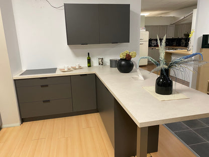 Custom Kitchens  – €500 per linear metre