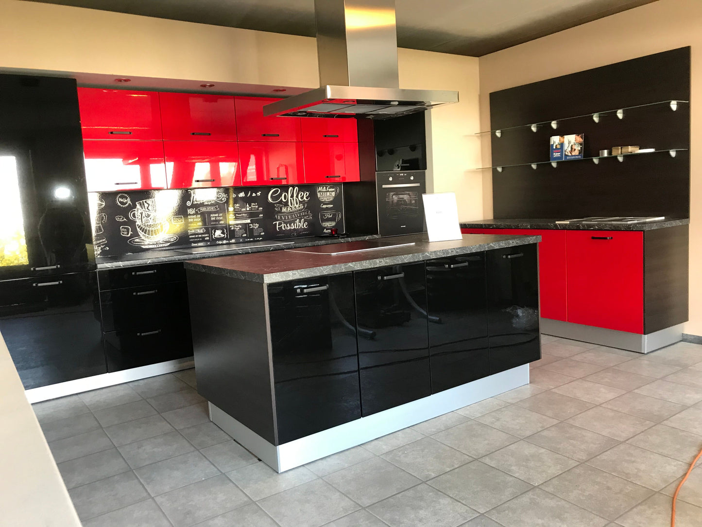 Custom Kitchens – €800 per linear metre