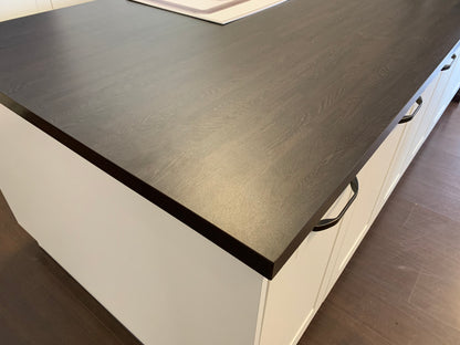 Expo 30 Edan White Kitchen with Island – Showroom Model in Flat-Pack