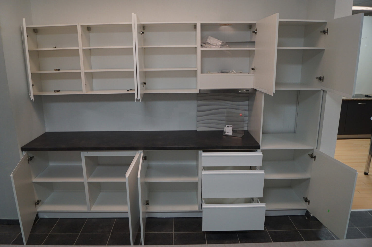 kitchen Expo 14 Sole White Modern 300 cm Straight Kitchen