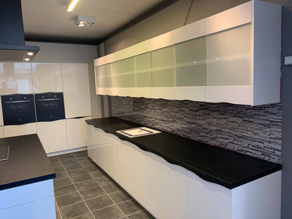 Expo 4 Vitre Modern High-Gloss Island Kitchen