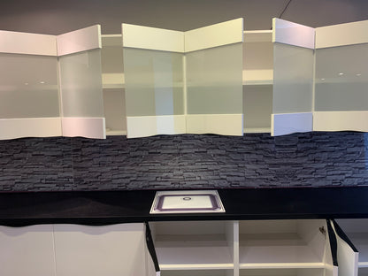 Expo 4 Vitre Modern High-Gloss Island Kitchen