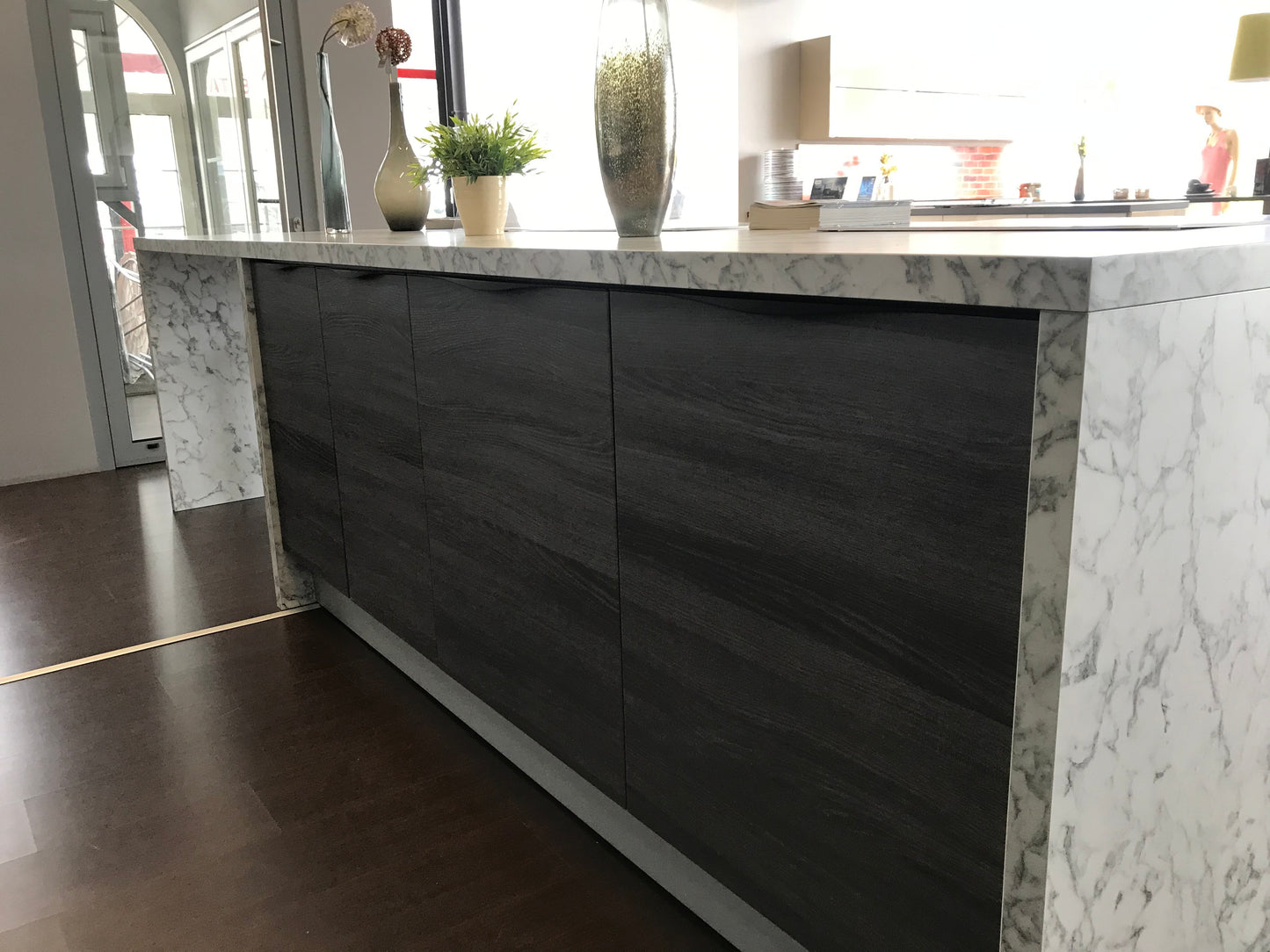 Expo 5 Luxury Island Kitchen Set
