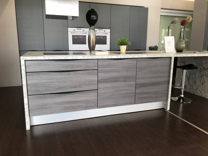 Expo 5 Luxury Island Kitchen Set