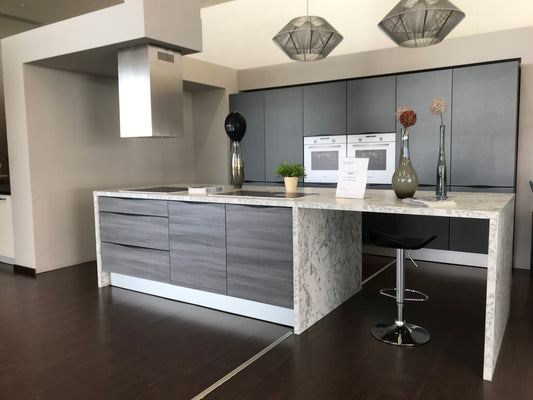 Expo 5 Luxury Island Kitchen Set