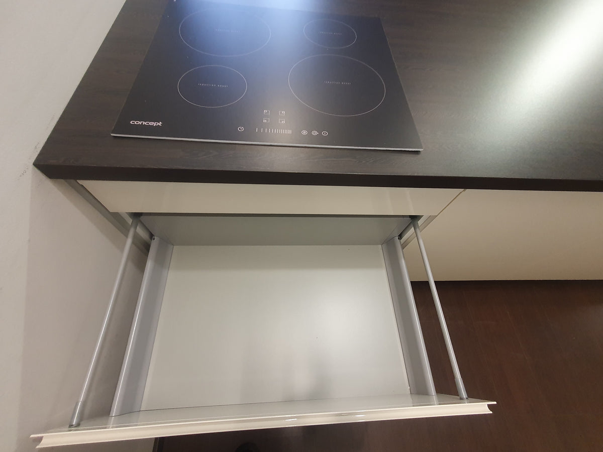 Expo 3 Sole Magnolia Kitchen with Island – Showroom Model in Flat-Pack