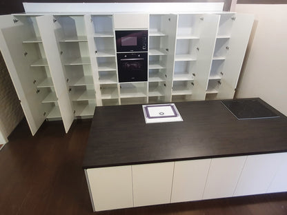 Expo 3 Sole Magnolia Kitchen with Island – Showroom Model in Flat-Pack