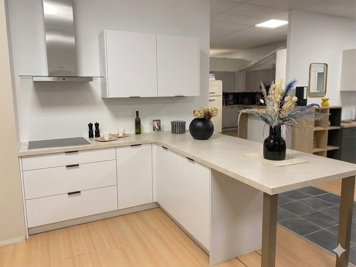 Custom Kitchens  – €500 per linear metre