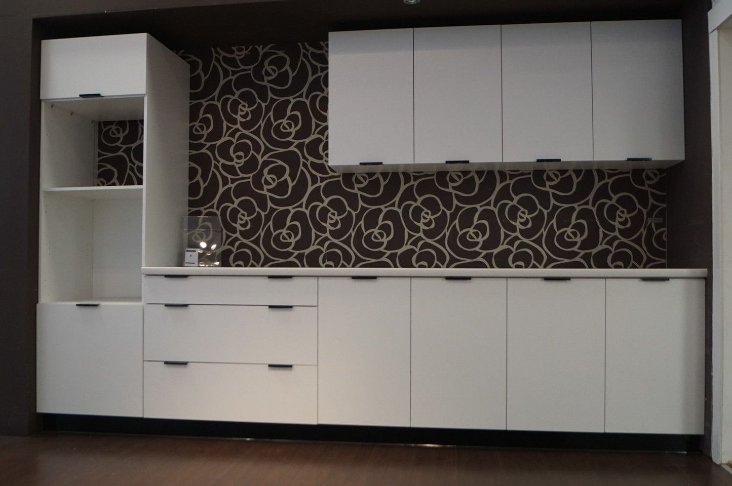 Custom Kitchens  – €500 per linear metre