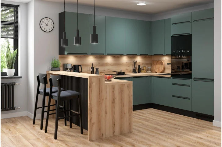 Custom Kitchens – €750 per linear metre