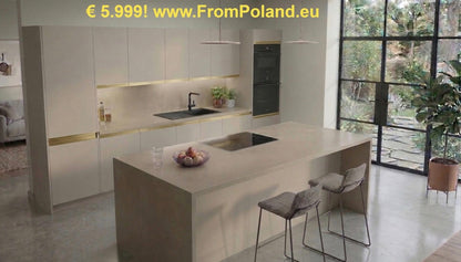 Kitchen with Island - cashmere in Flat-Pack