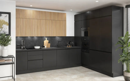 Custom Lacquered Kitchens L4 – €1200 per linear metre