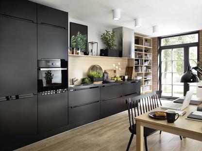 Custom Capital & Royal Kitchens – €1450 per linear metre